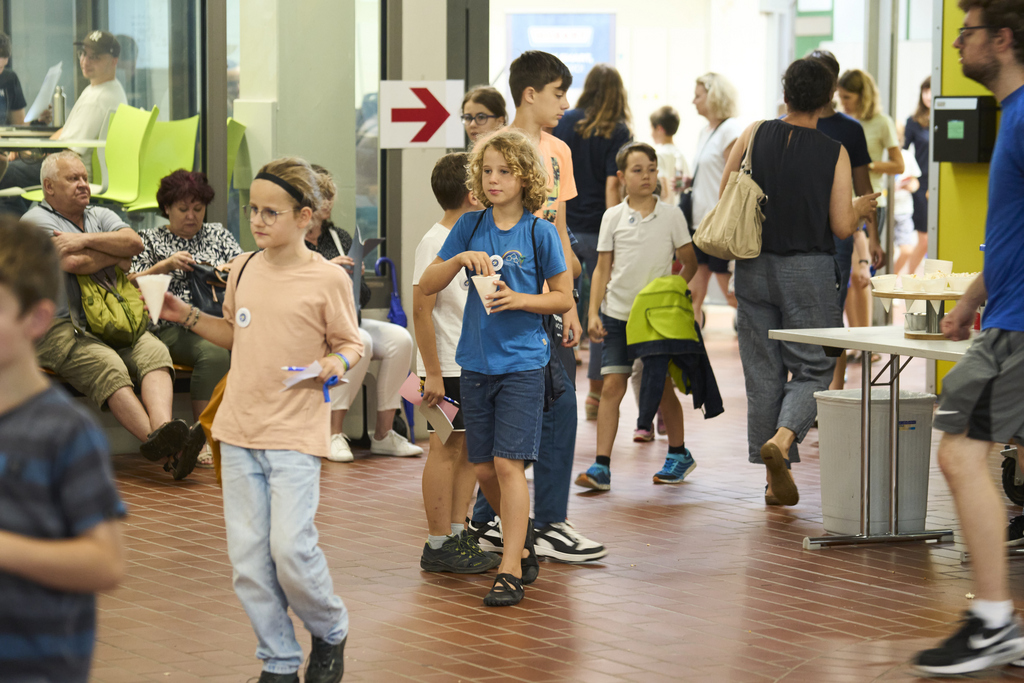 2024_07_12_KinderUni_Kinder_in_der_Pause_01